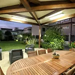 Armony 111 Bed & Breakfast 4*