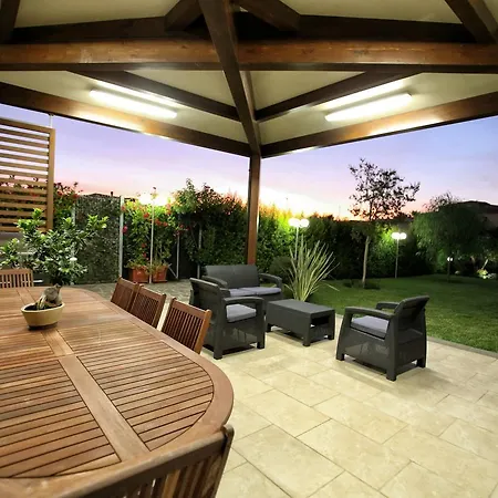 Armony 111 Bed & Breakfast 4*